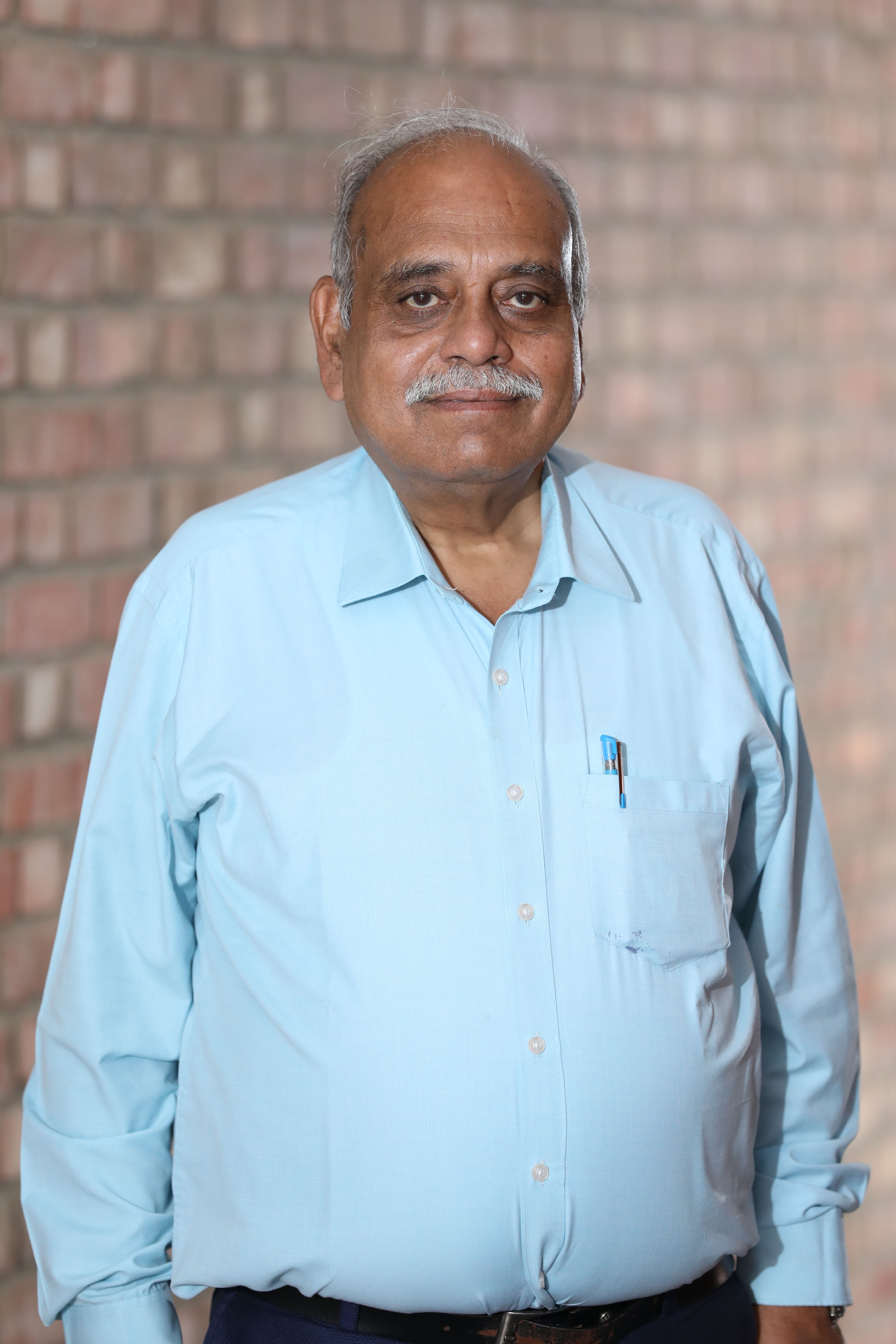Prof. (Dr.) Arun Kumar