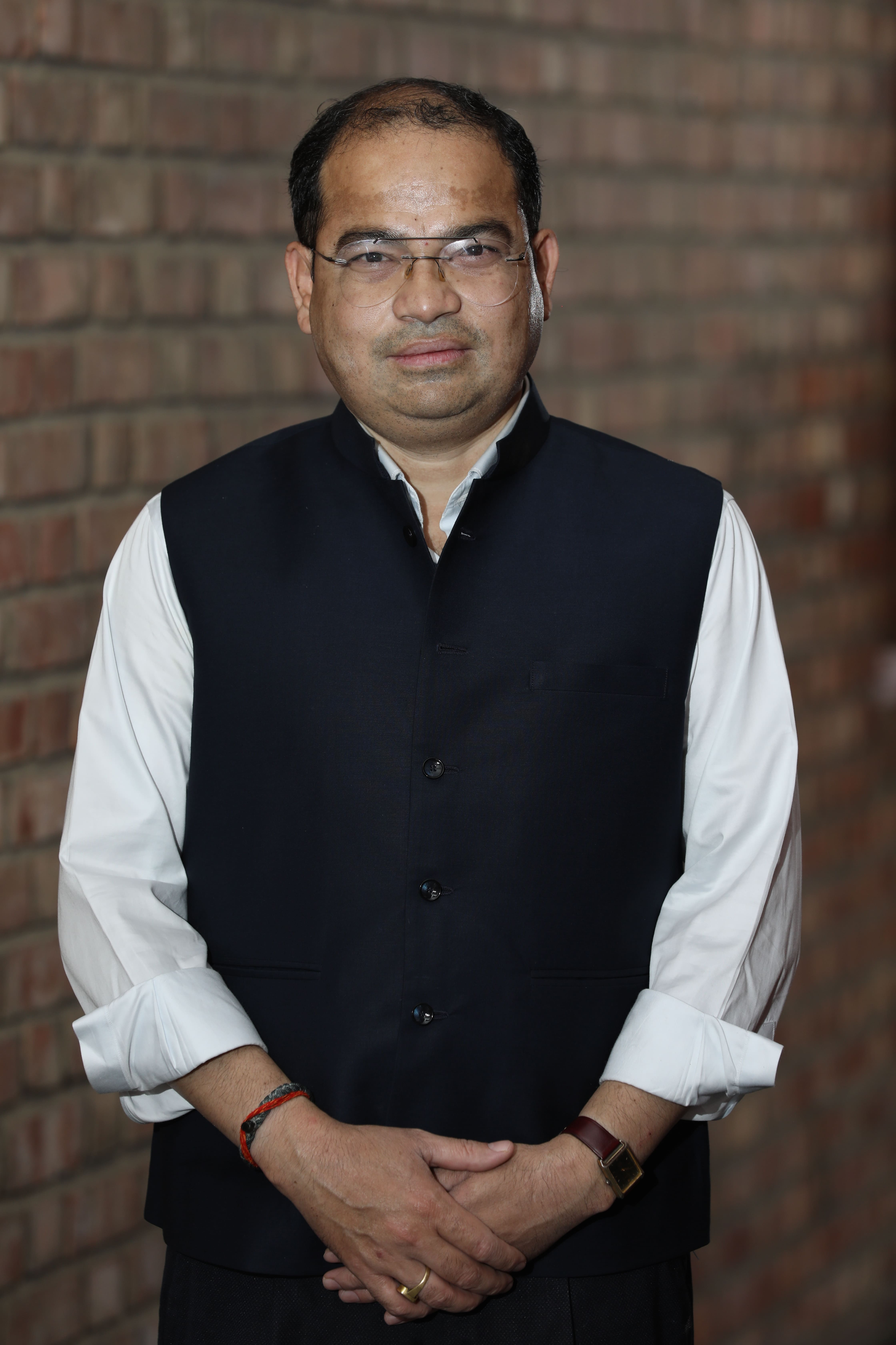 Dr. Saurabh Kishor