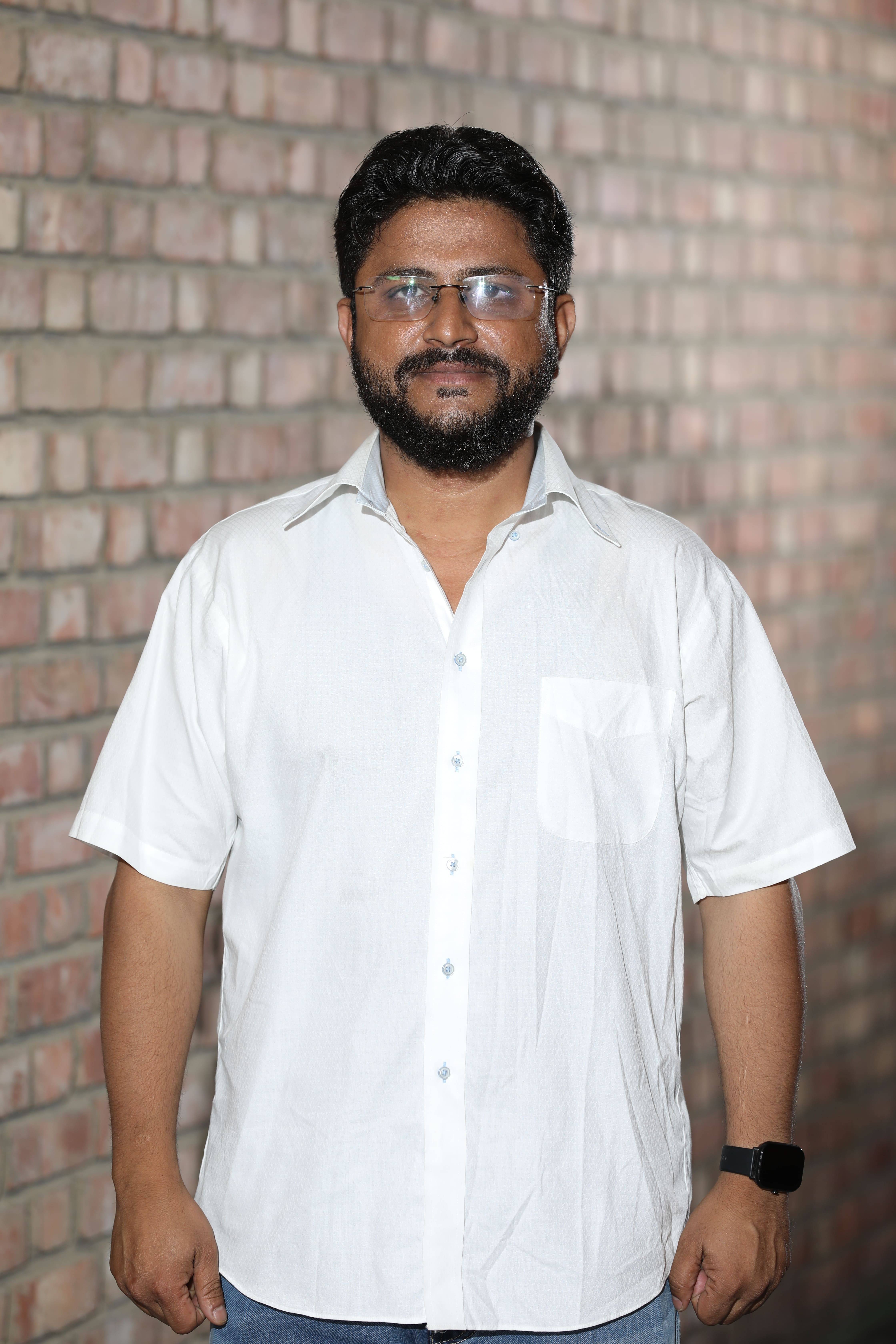Dr. Somprakash Dhar