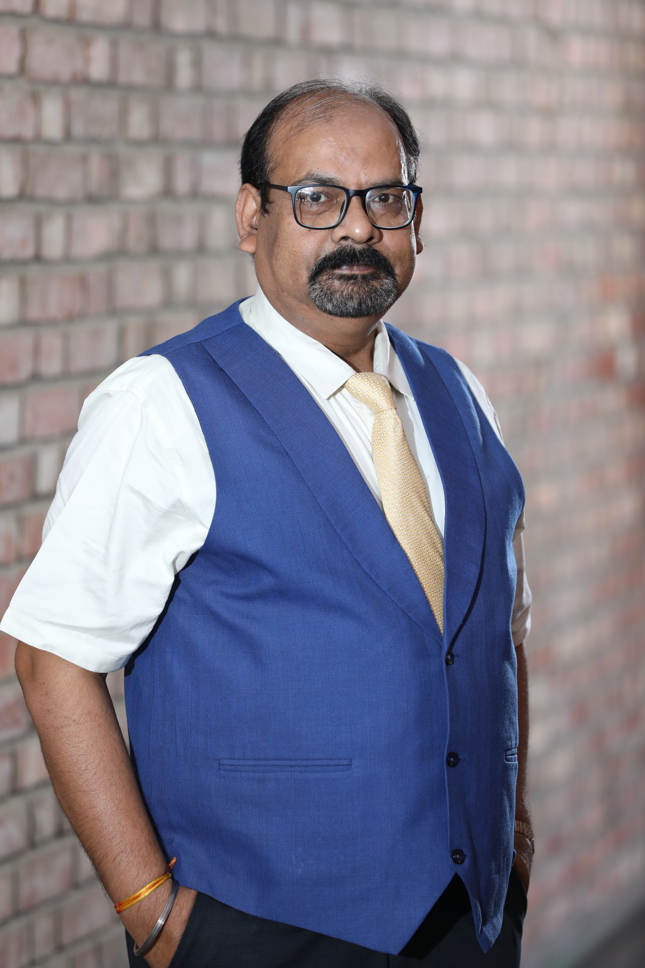 Dr Shiv Kumar Verma