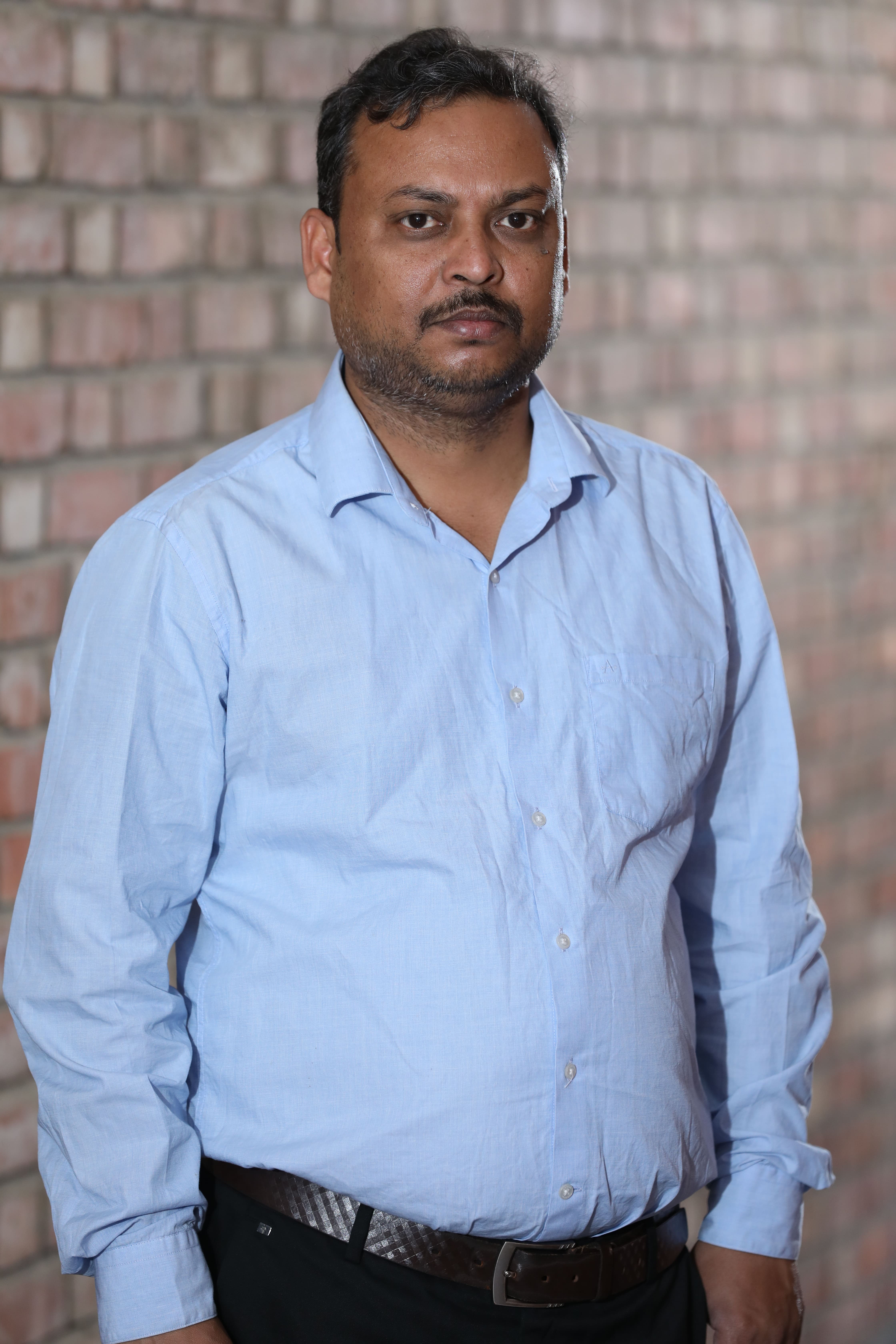 Dr. Vivek Kumar Singh