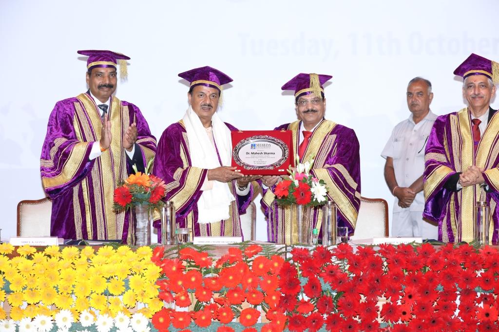 Sharda University Greater Noida Campus organizes 6th Convocation Ceremony